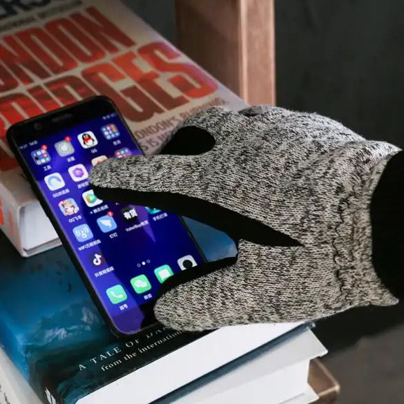 Men’s 3M Thinsulate Waterproof Winter Gloves with Touchscreen